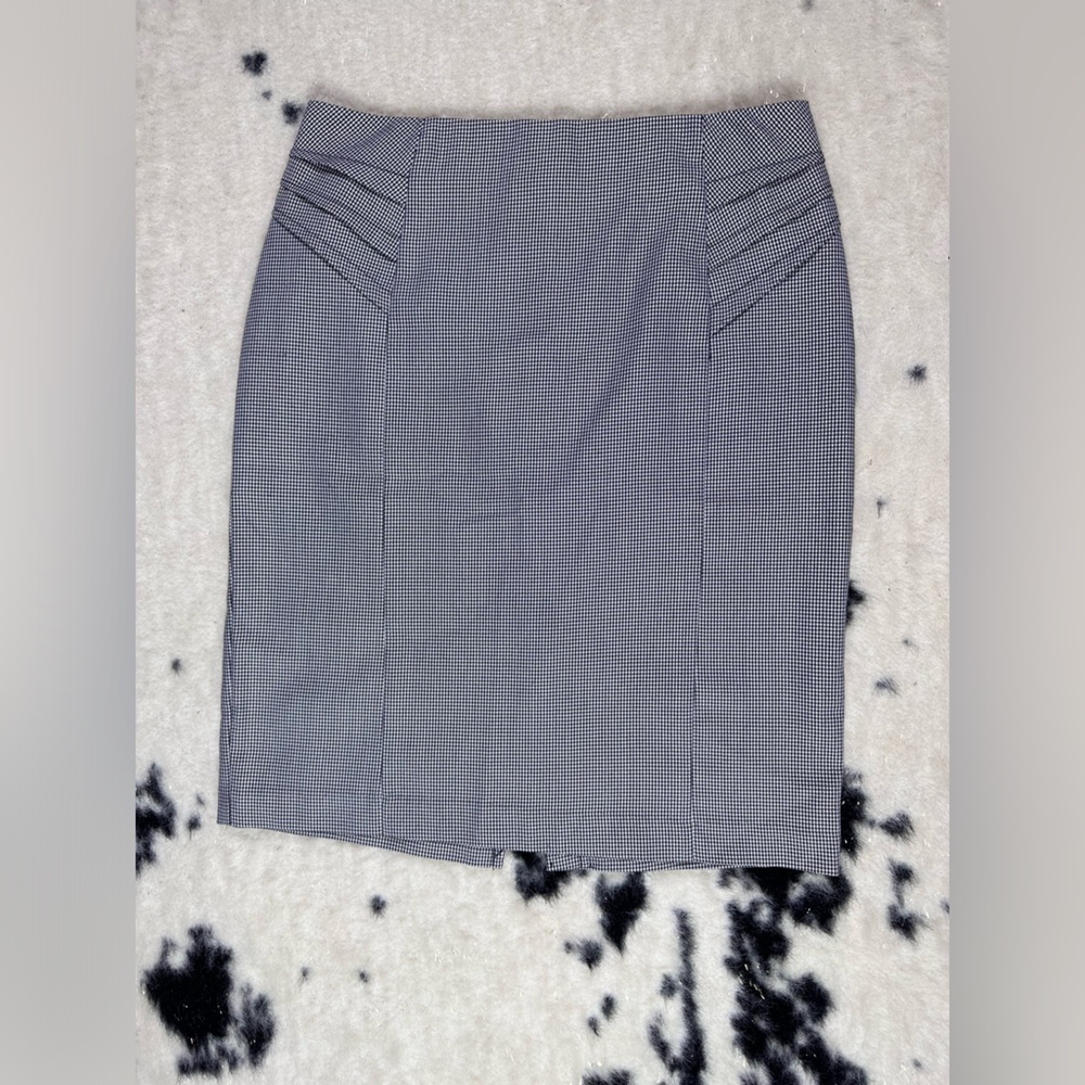 New York & Company Women's Black and White Houndstooth Pencil Skirt Size 30